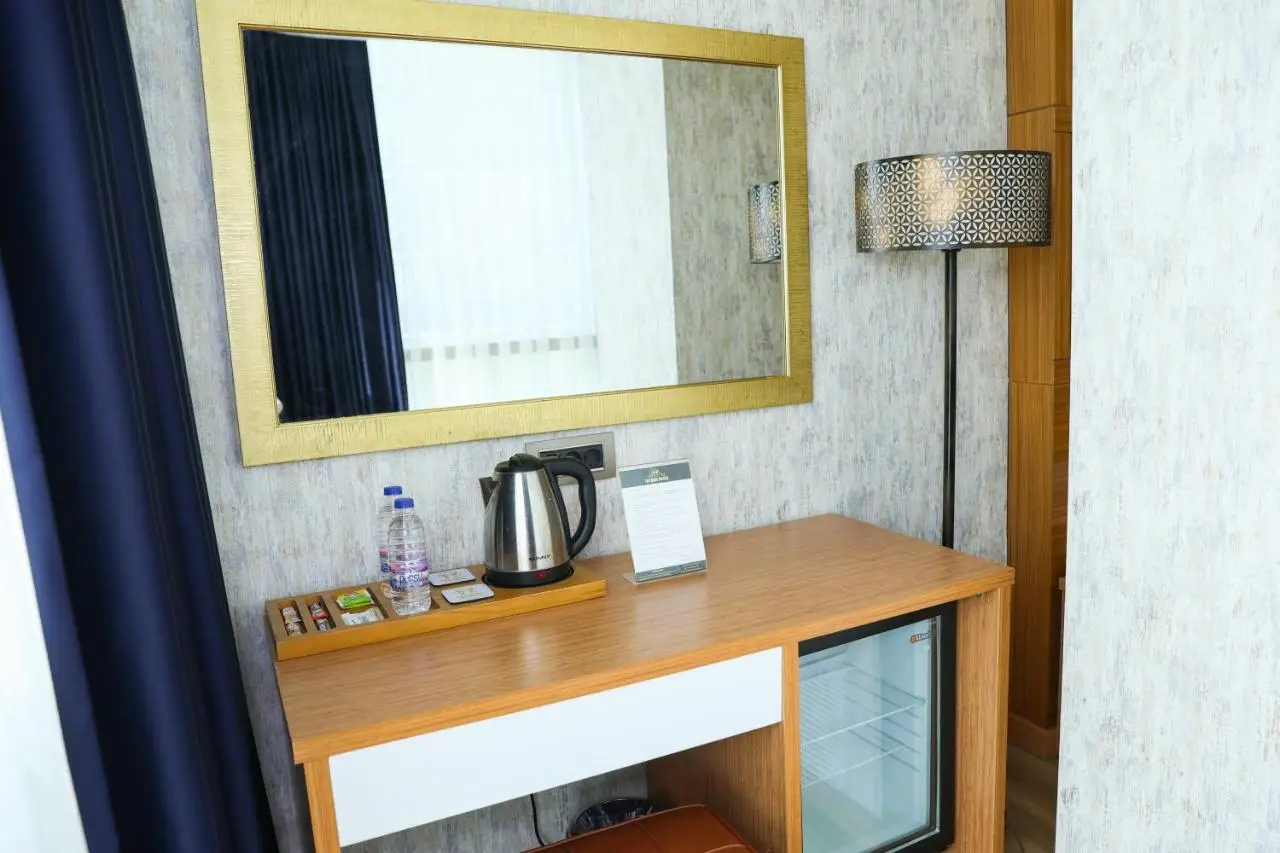 The Hera Platinum Hotel