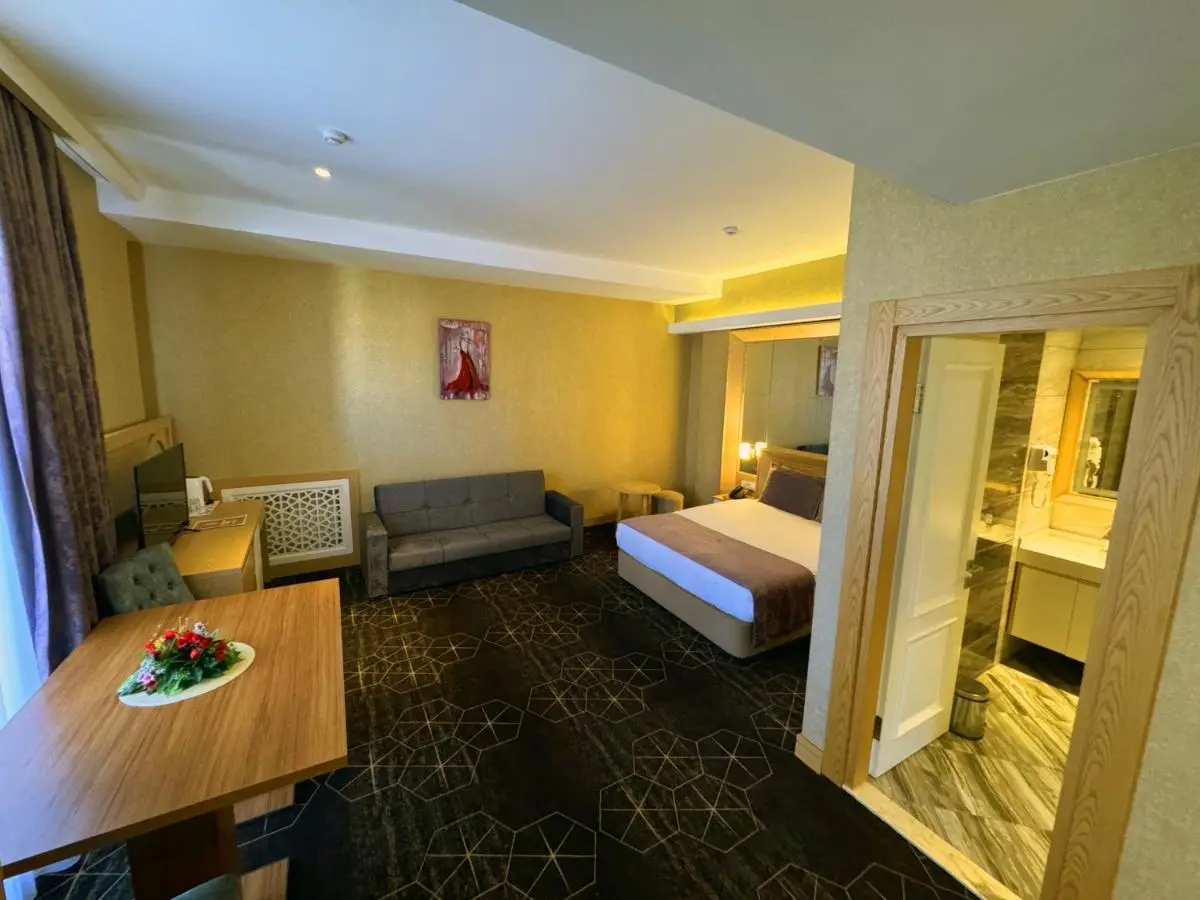 Regal Inn Hotel