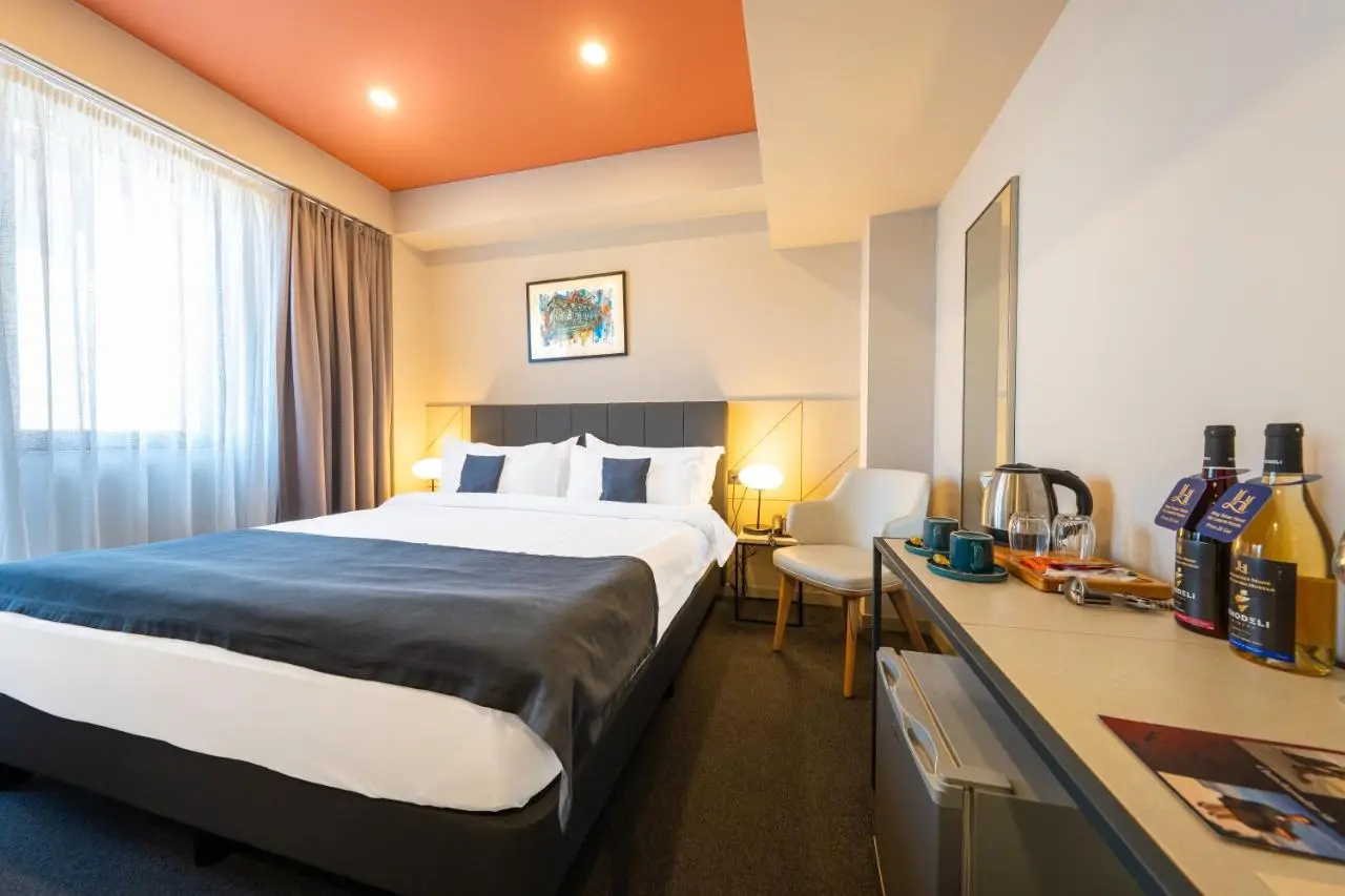 King Tamar Hotel By Luxuria Hotels