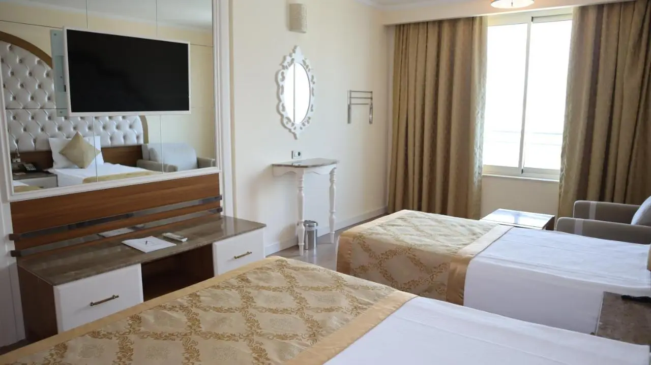 Oz Hotels Side Premium