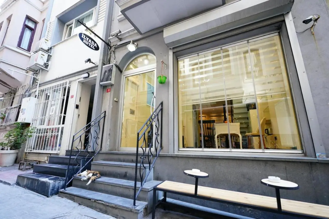 Nine Rooms by taksim