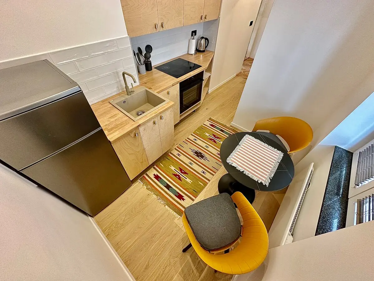 Stylish Prime Location Apartment