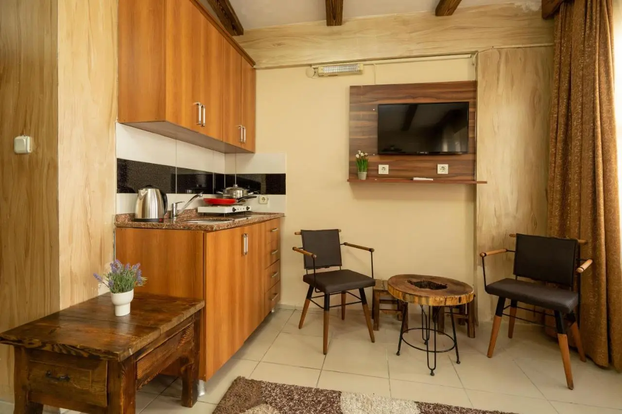 Pi Home & Apartments