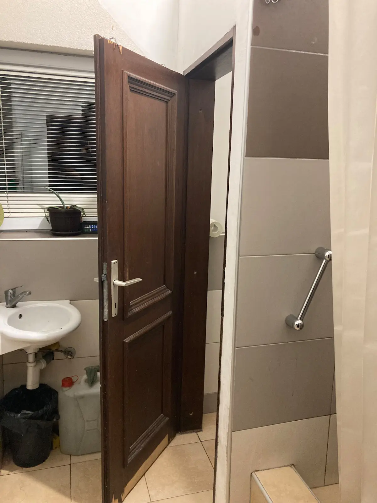 olywood two bed room