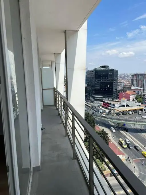Central Location Free WIFI AC Parking Garage