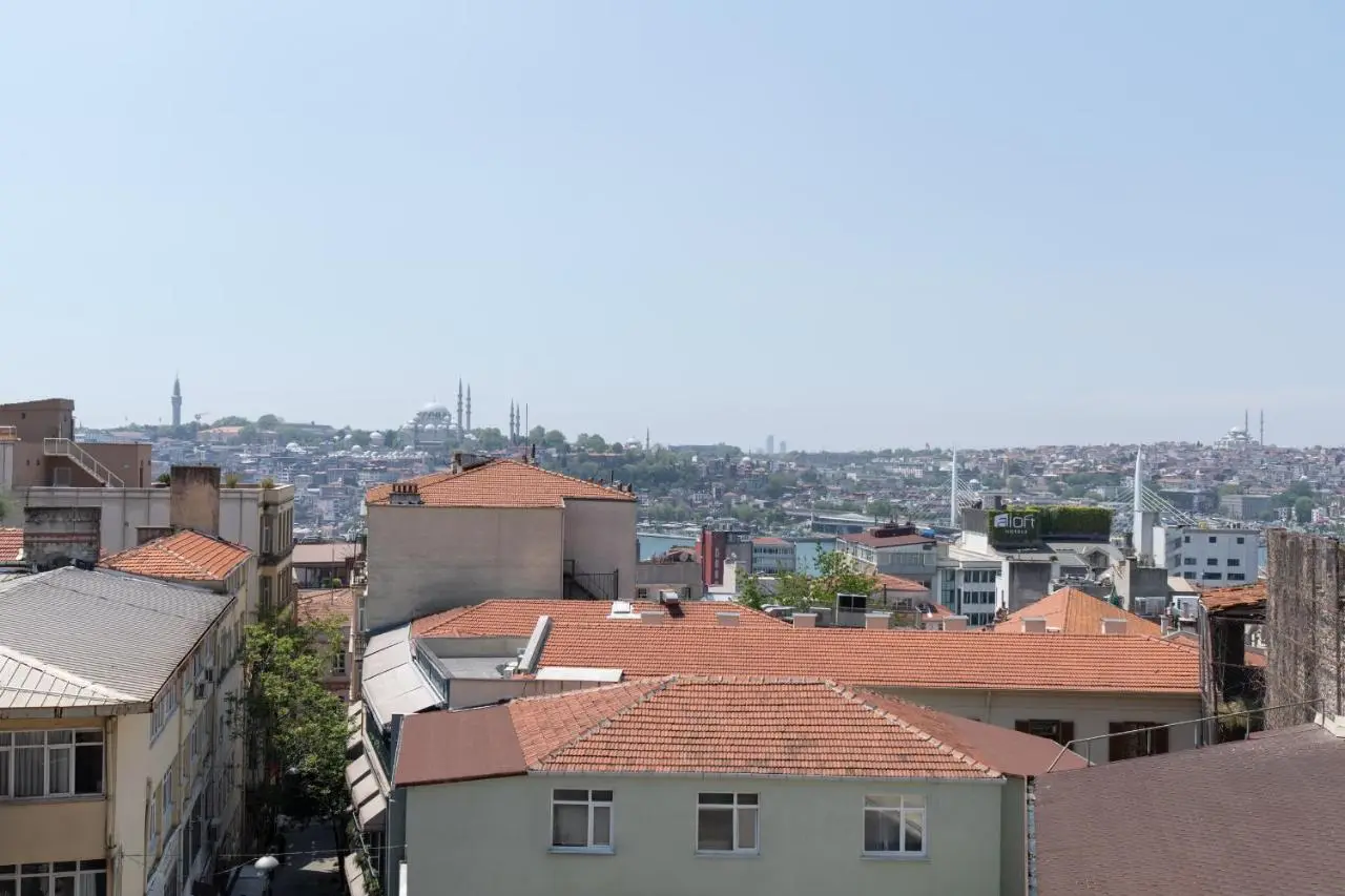 Sea View 2BR 50m to Galata Tower AC