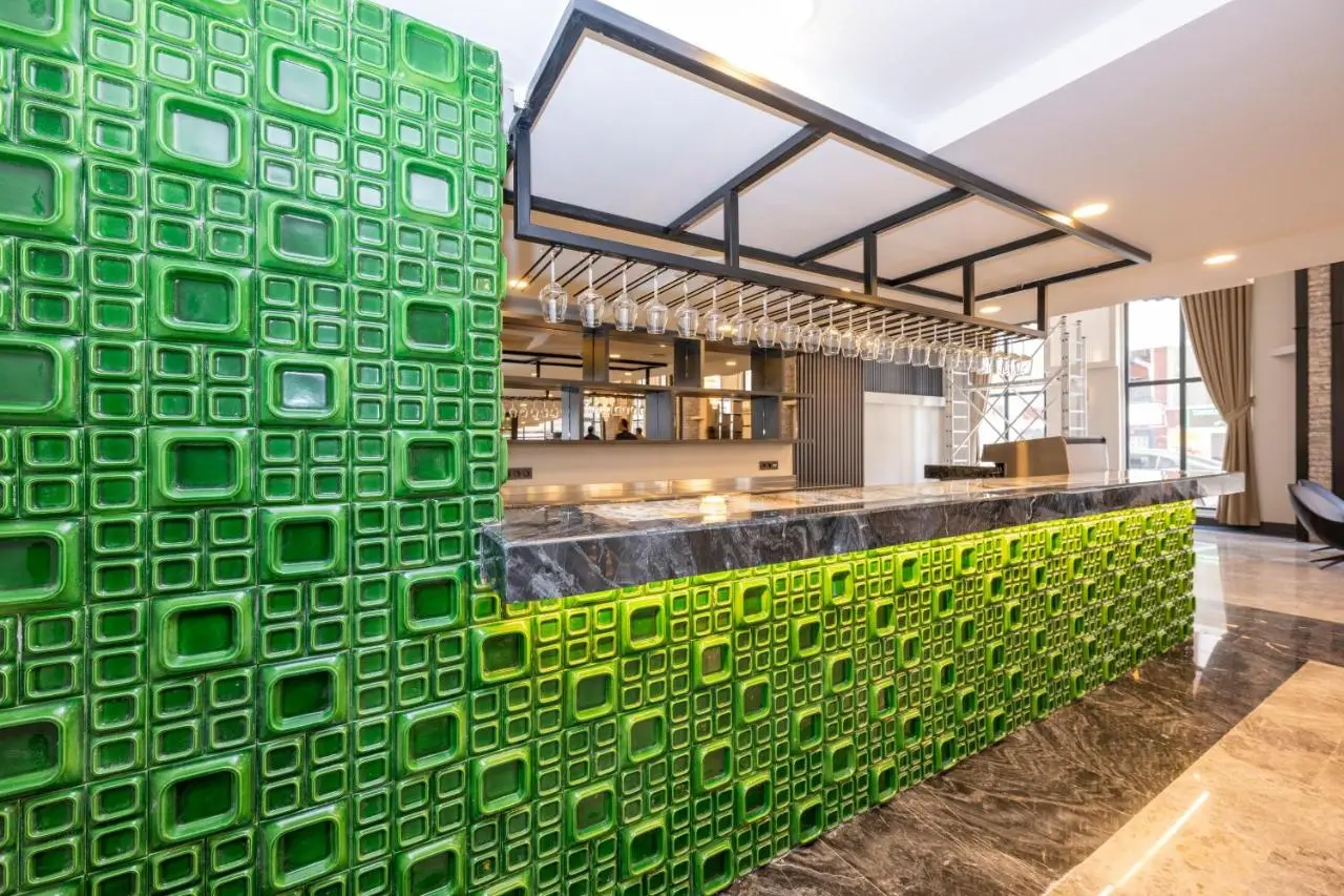 The Nirvanas Hotel