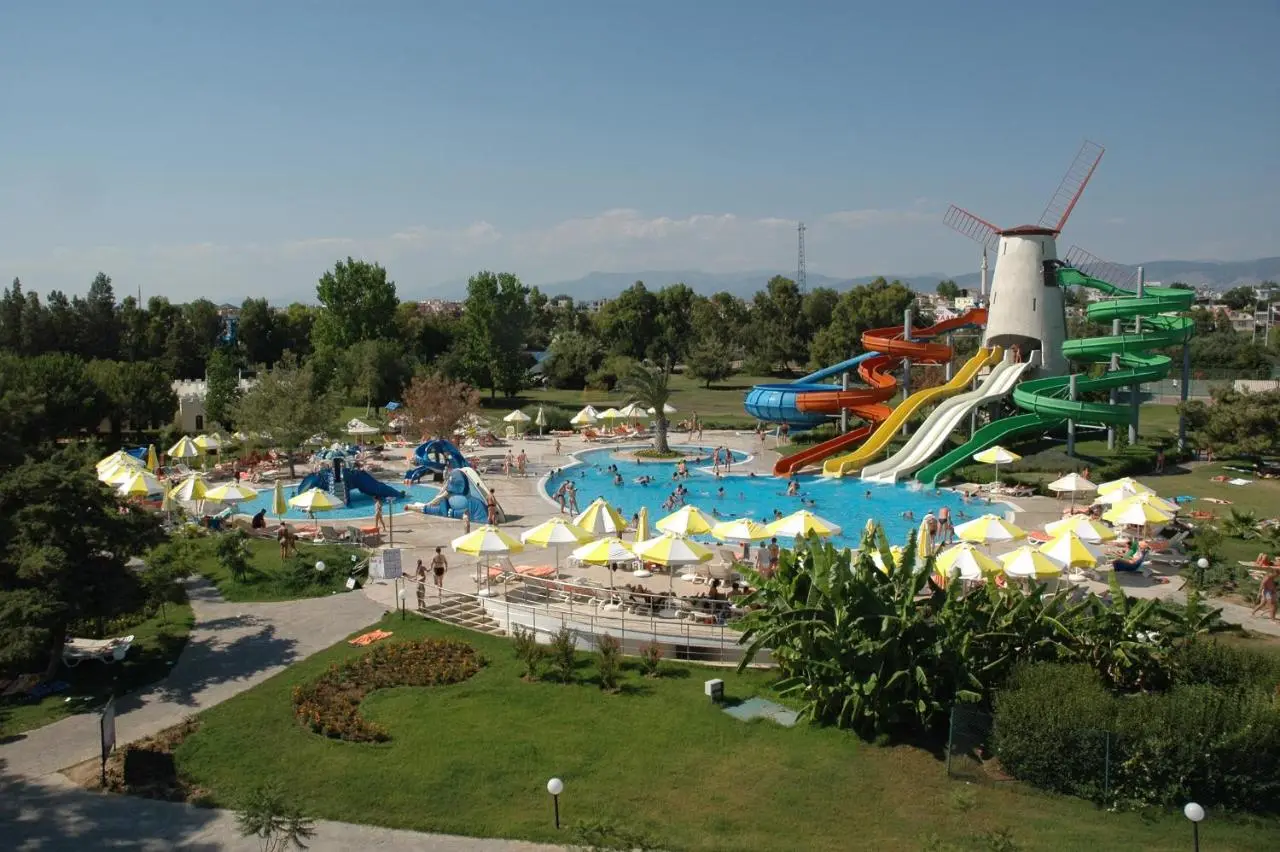 Starlight Resort Hotel