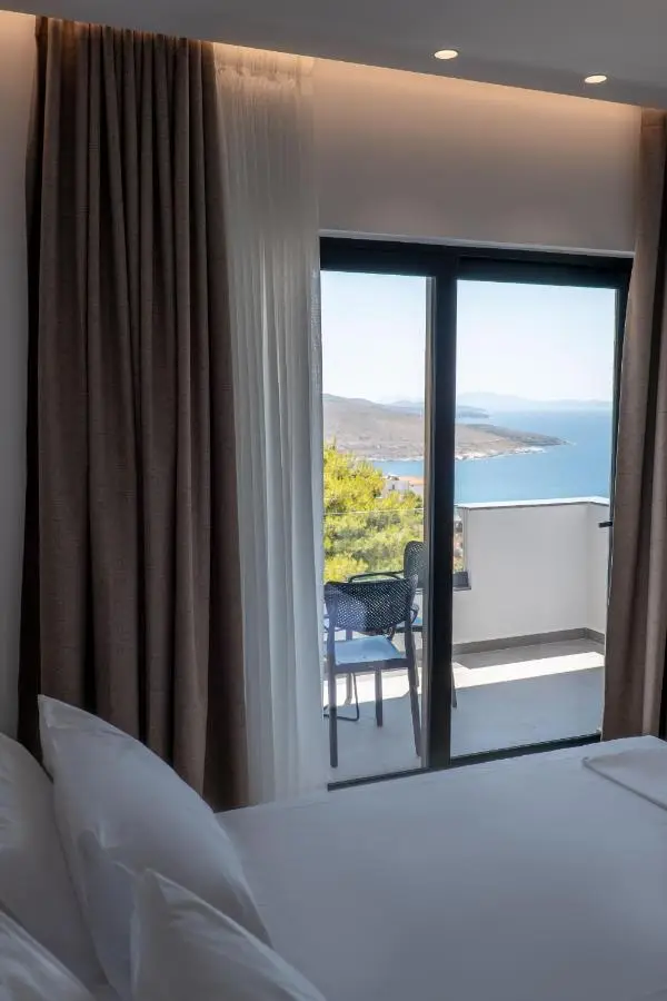 Arrei Hotel