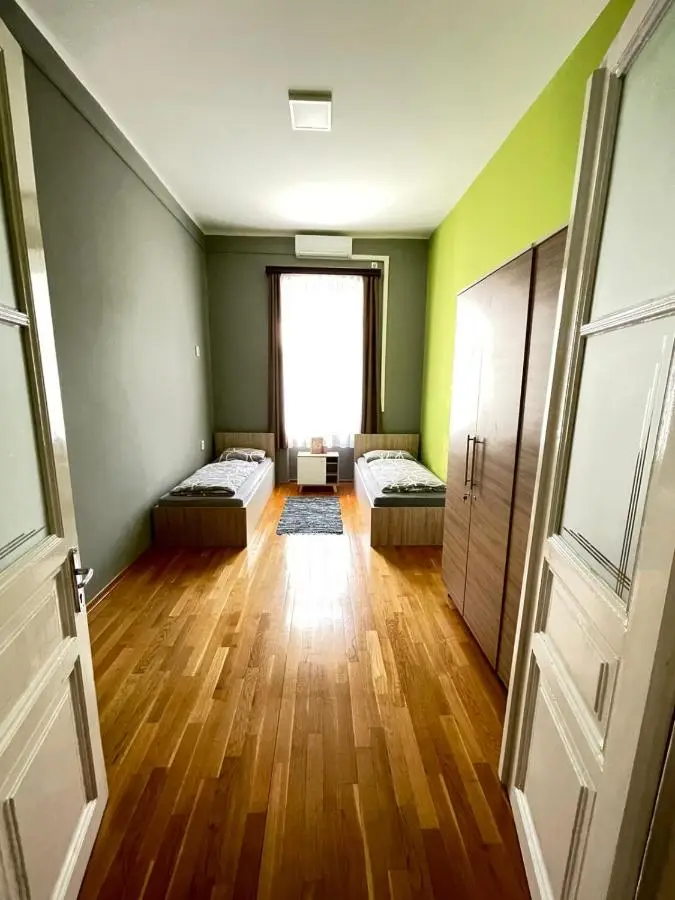 Apartment Pangea