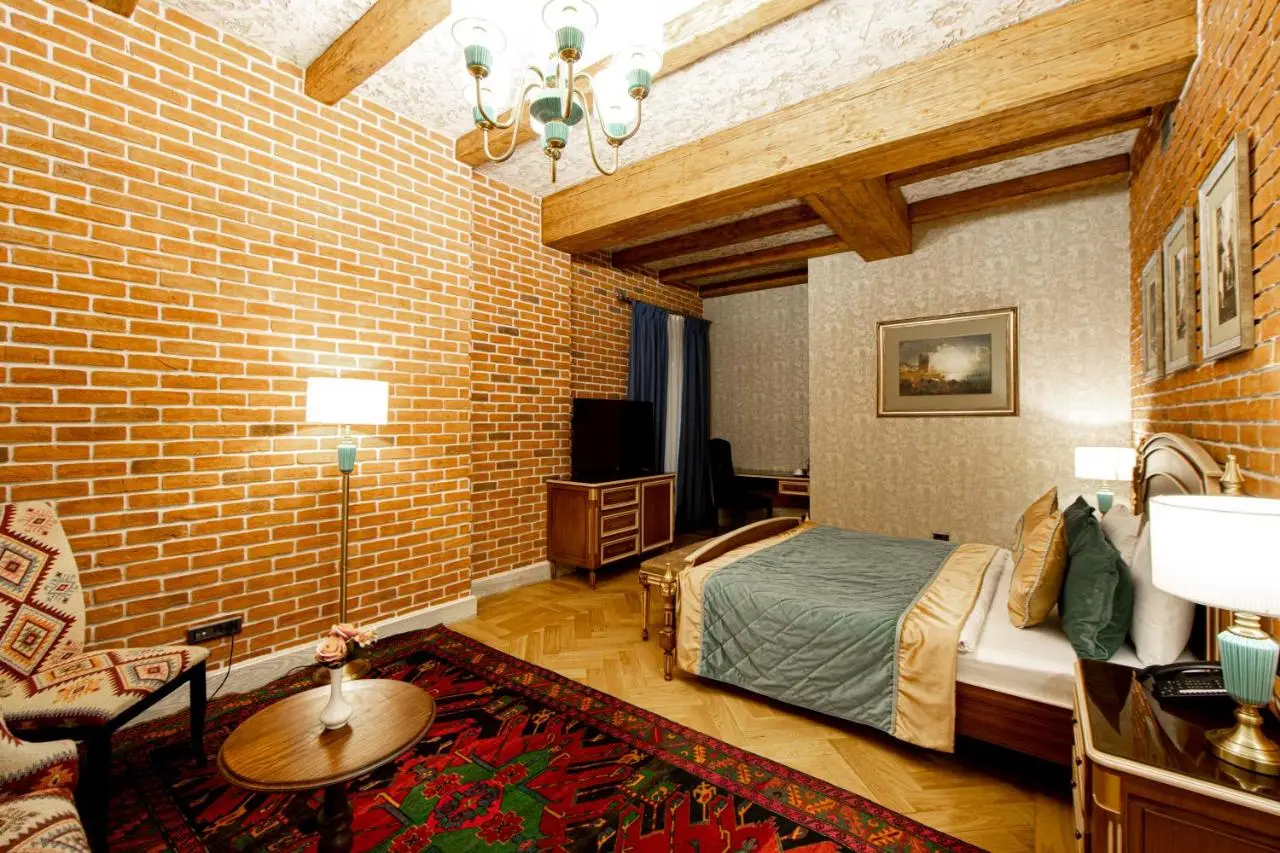 Sapphire Bayil Hotel