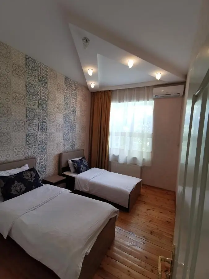 Raffles Garden Villa