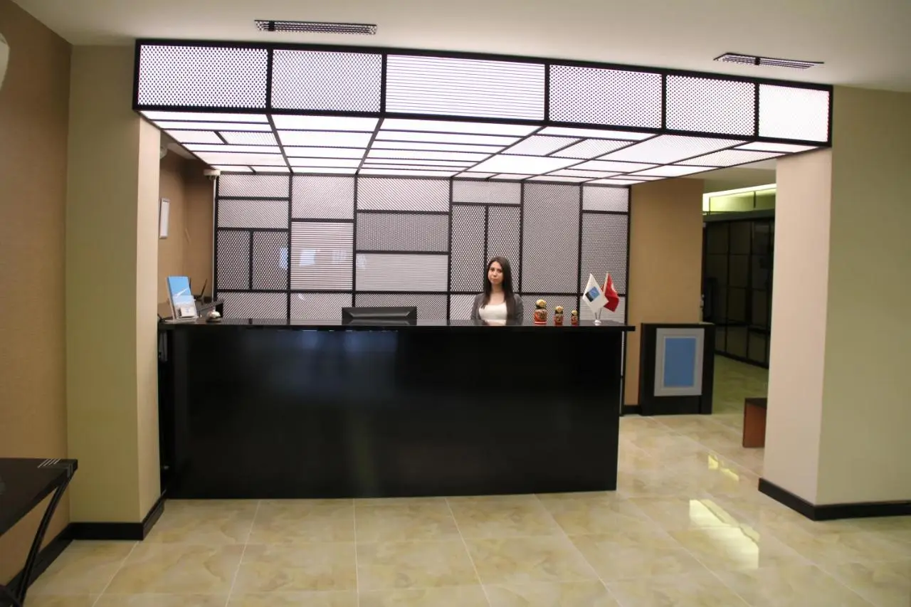 Airport Residence