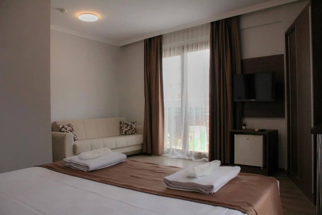 Gulluk Life Hotel