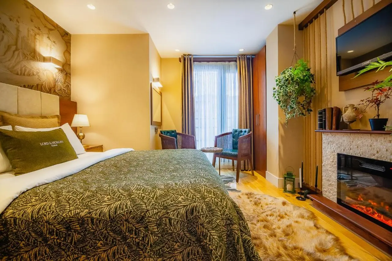Lord Morgan & Exclusive Design Residence Cihangir