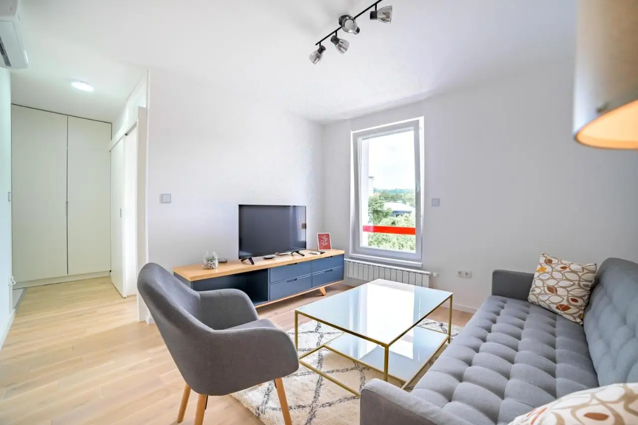Sun Square Apartments