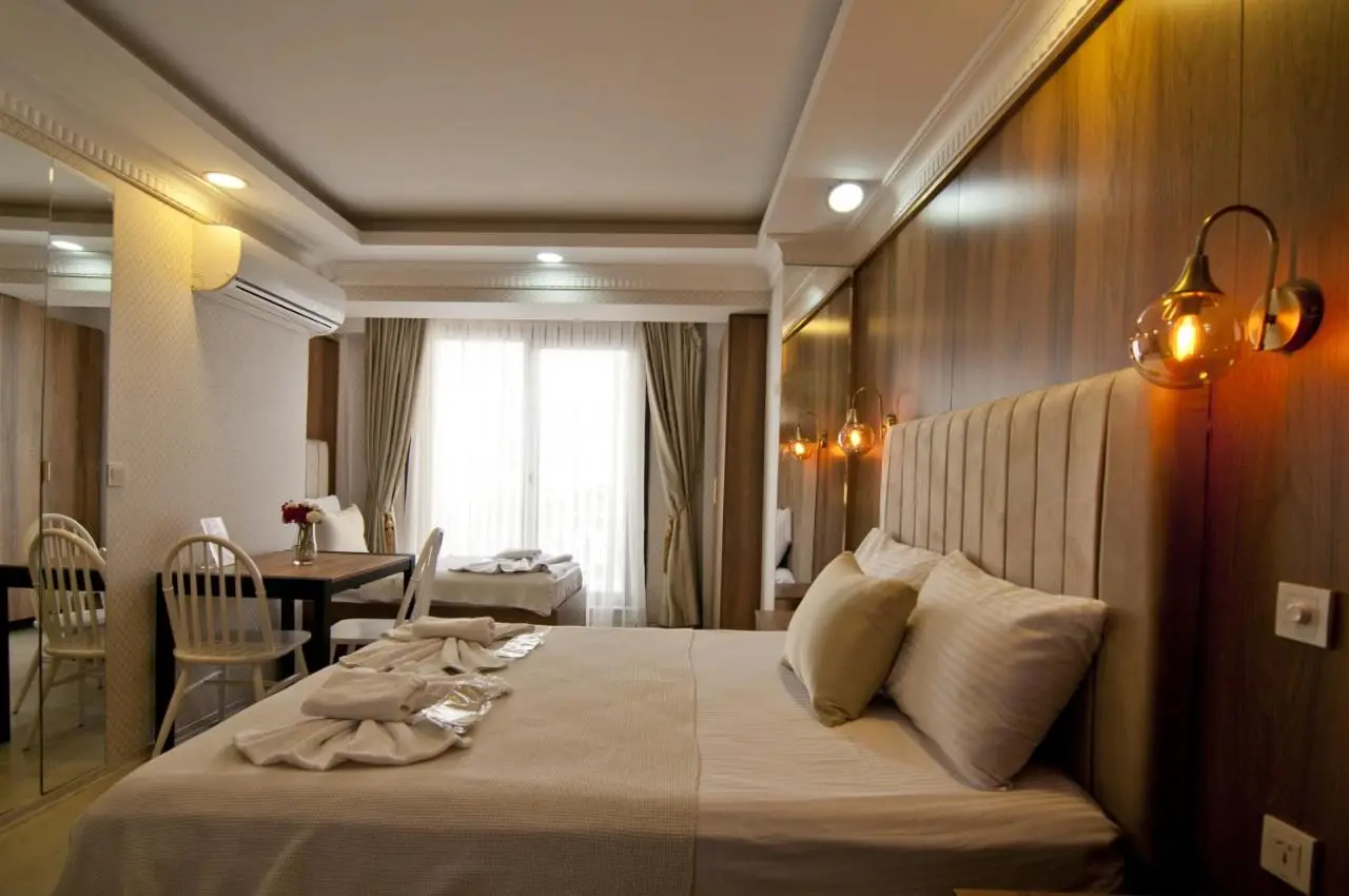 IMMORTELLE HOTEL lord sophiha