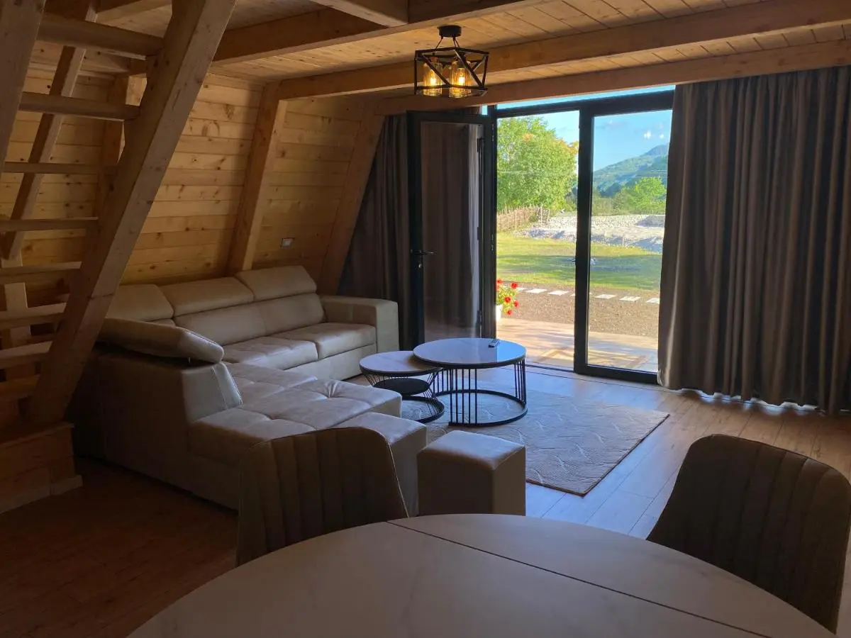 Monark Villas
