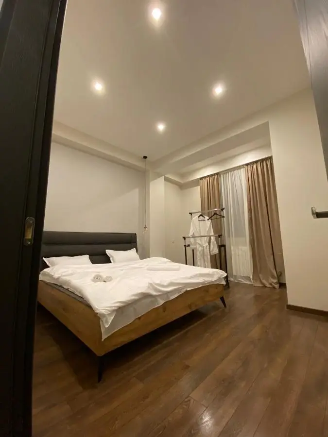 APARTMENT SIXTEEN