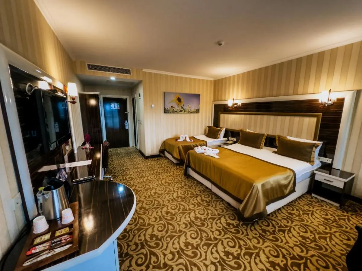 Elegance Resort Hotel & SPA Wellness-Aqua