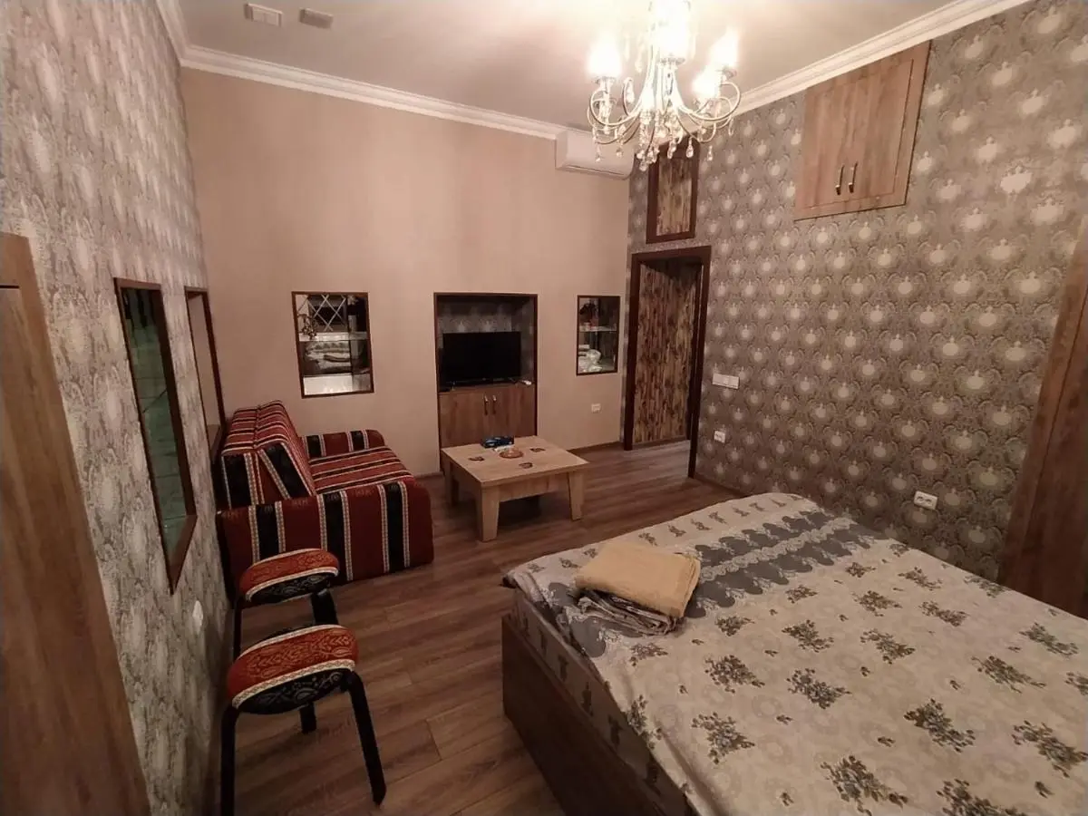 apartament oriental tale in old cyti Baku