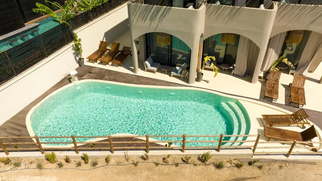 No908 Sunset HOTEL