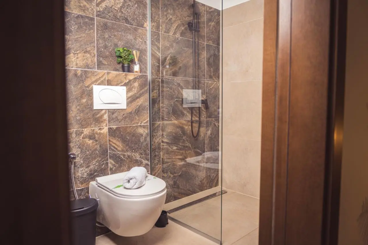 Hotel Tazz - River Front Oasis Collection