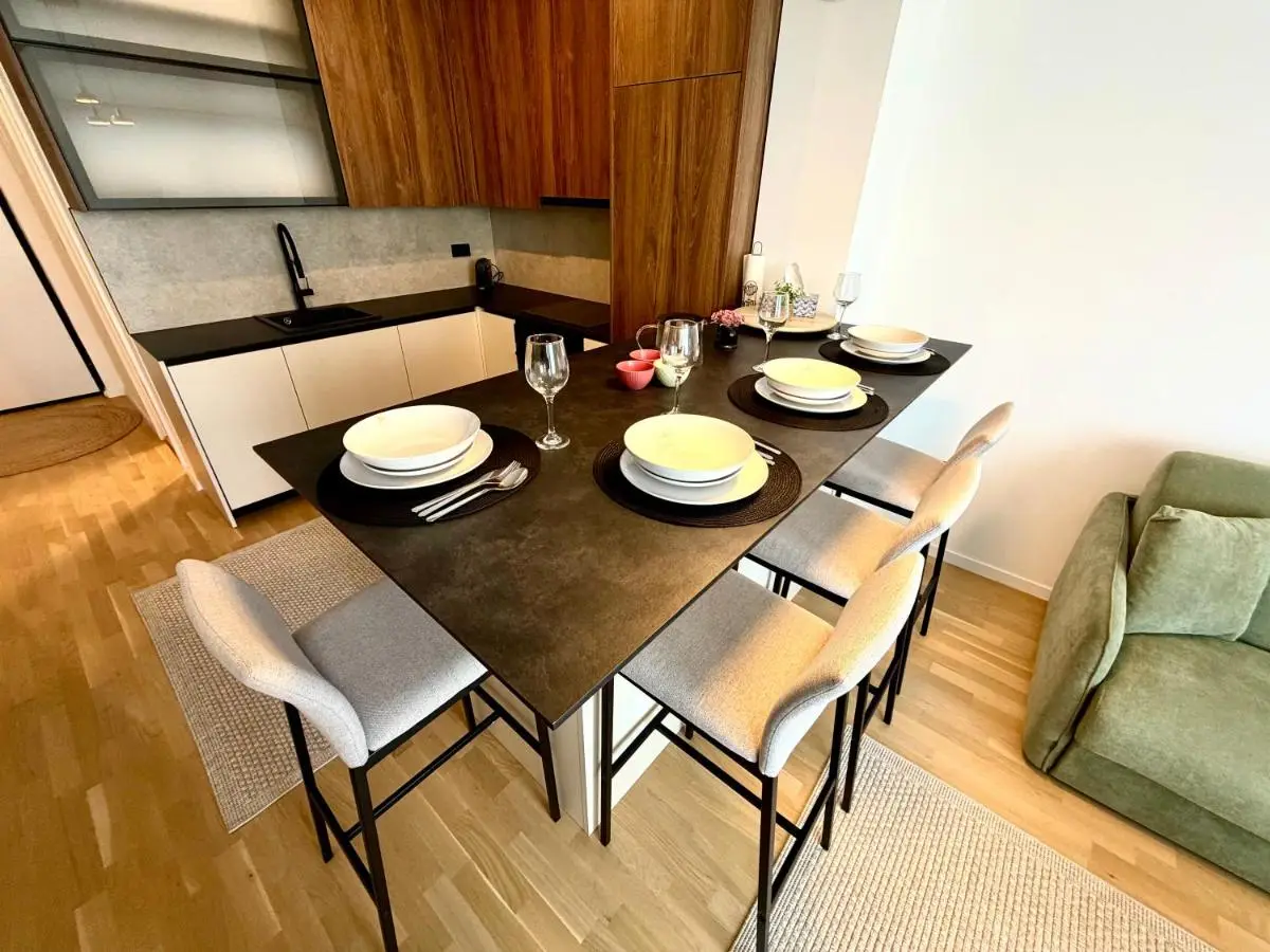 River Lux Residence & Private Garage