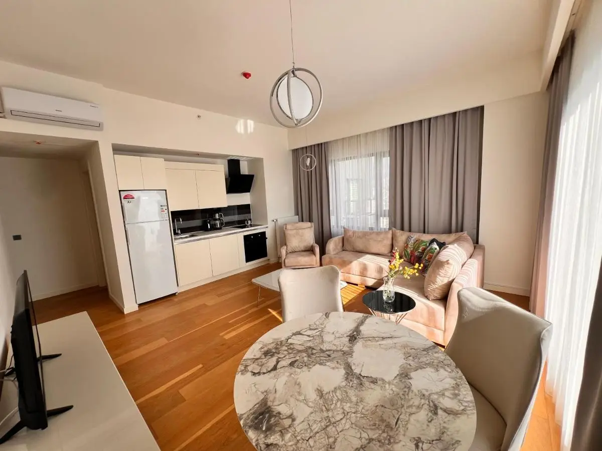 Divan Residence - Güneşli Near Ataköy Metro Station
