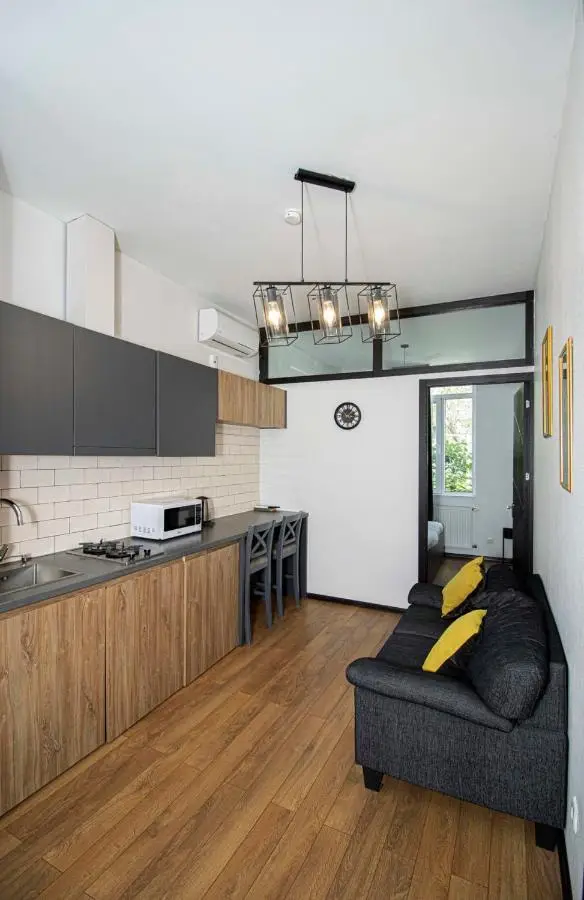 Wehost Cozy Nest