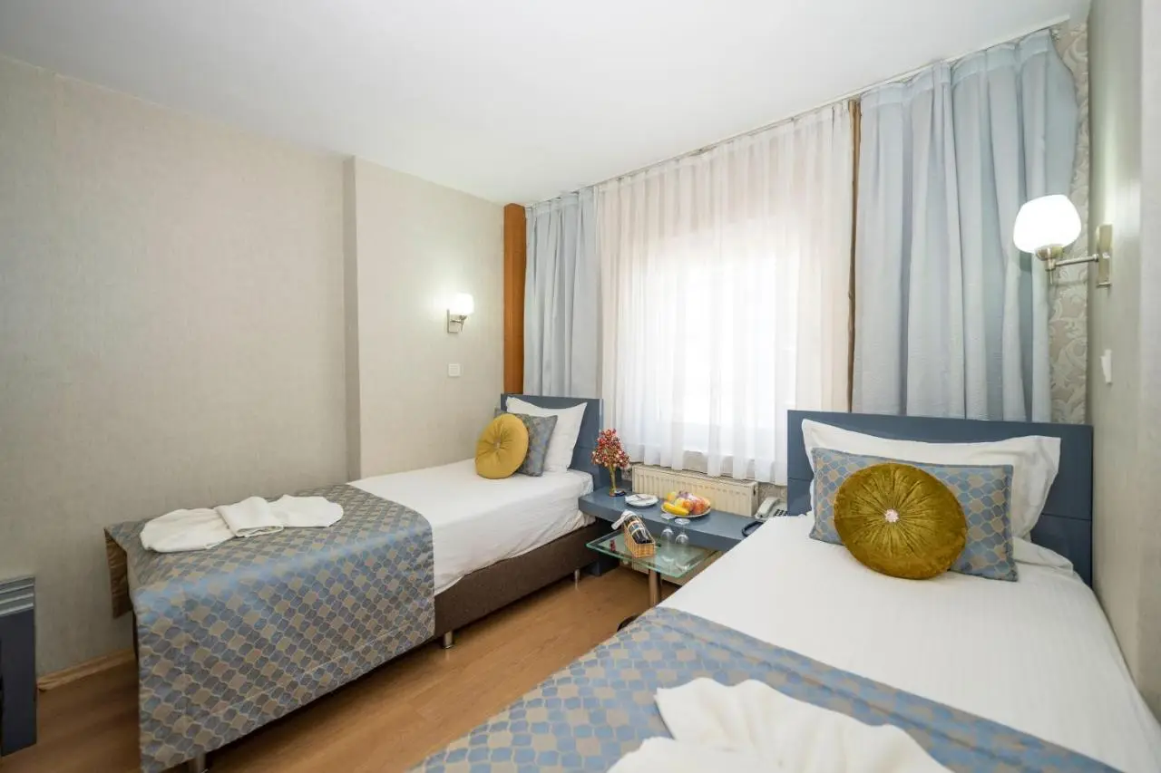 Grand Ons Hotel