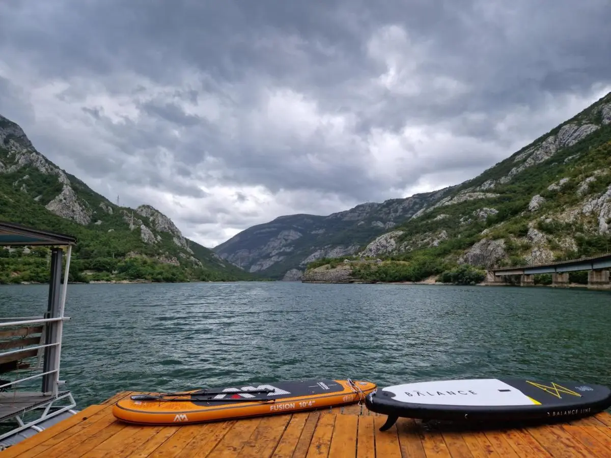 Visit Dreznica - Canyon Retreat