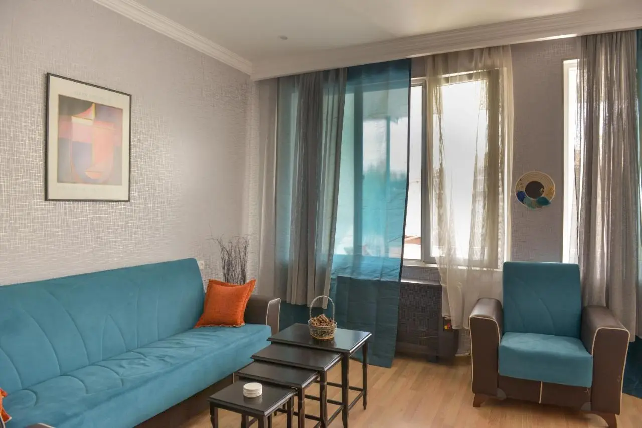 Surami Guest House - სახლი სურამში