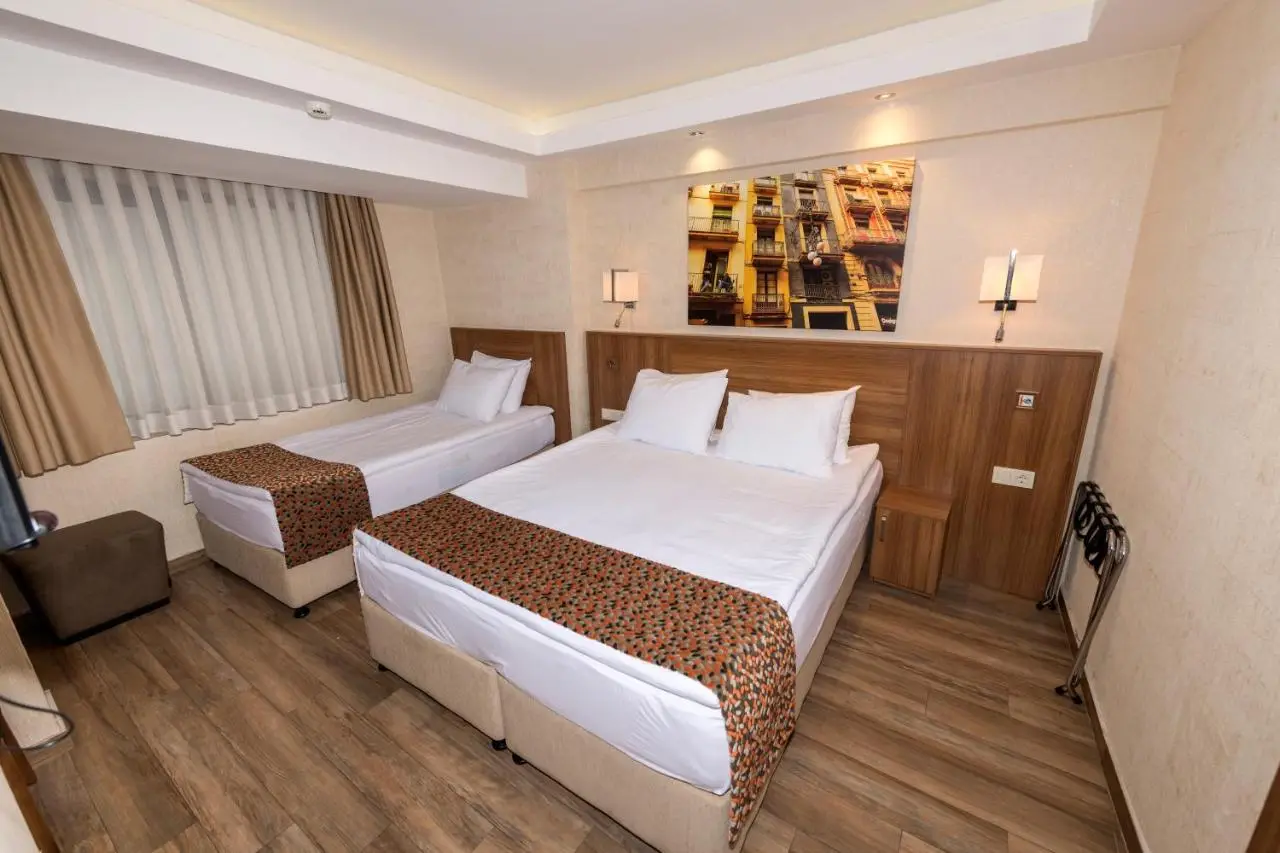 BGuest Hotel & Residence