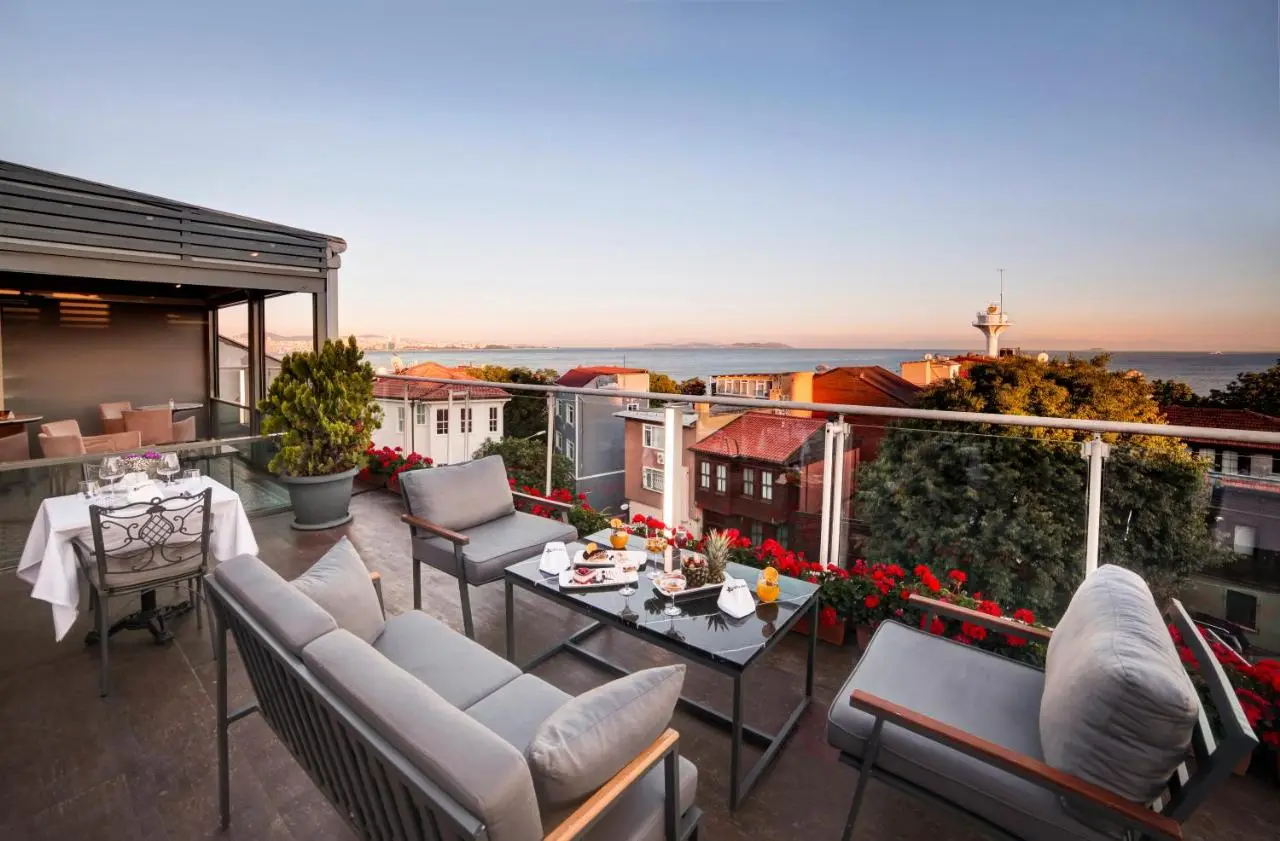 Almina Guest House