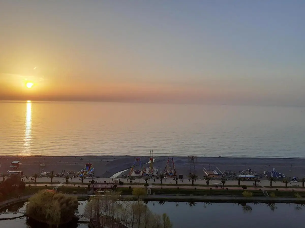 Only Front Sea View, No Side View, Wonderful Panorama, High Floor, Location Guarantee