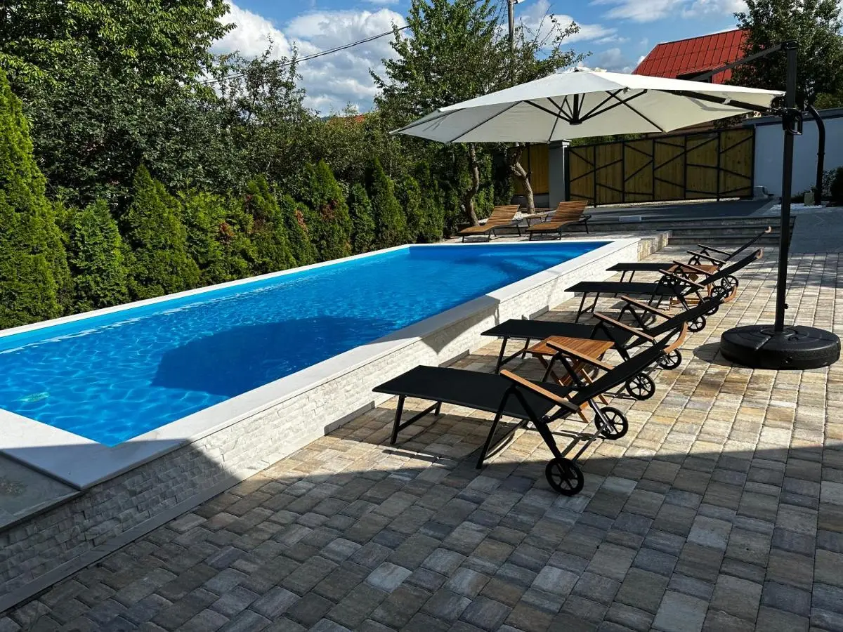 Villa Wood & Green SPA