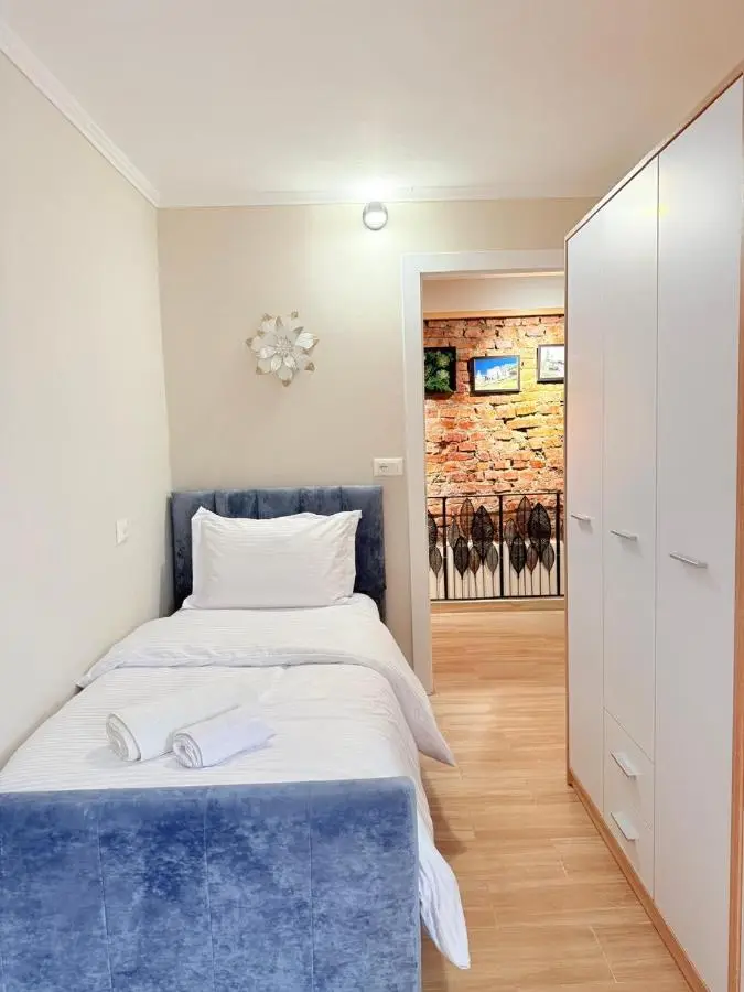 Elia Apartment