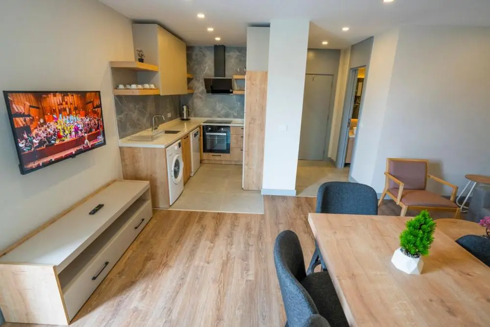 Letstay Marine Homes