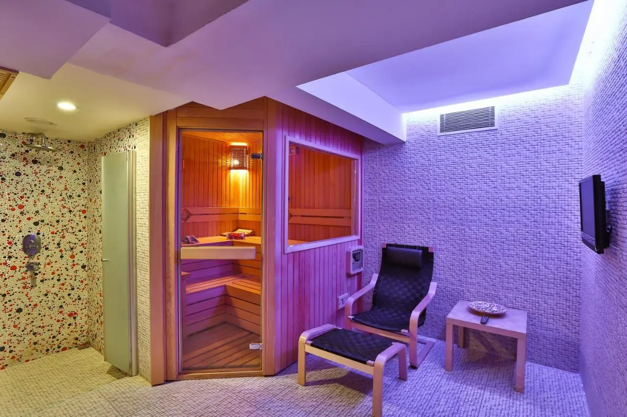 Senatus Hotel - Special Class