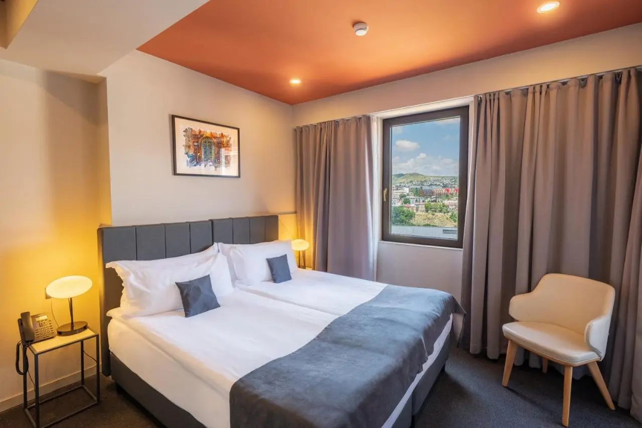 King Tamar Hotel By Luxuria Hotels