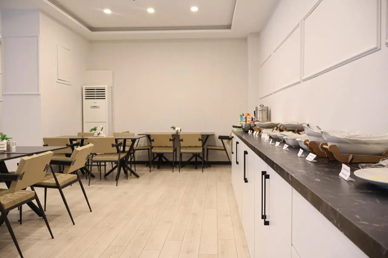 Home Plus Hotel