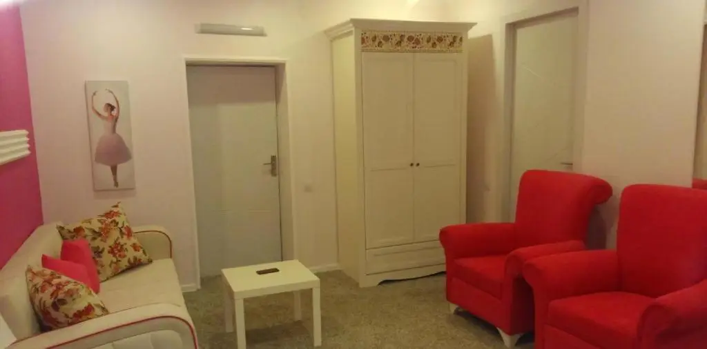 Hotel Lilo near Airport