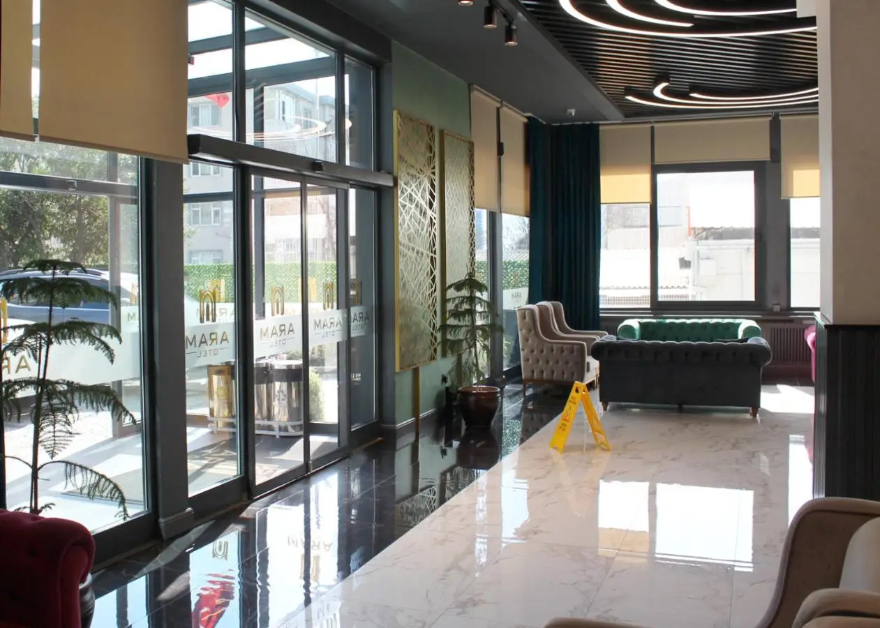 Aram Otel Business & Luxury