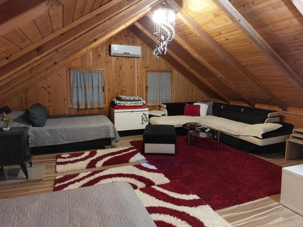 FortUNA Holiday Home