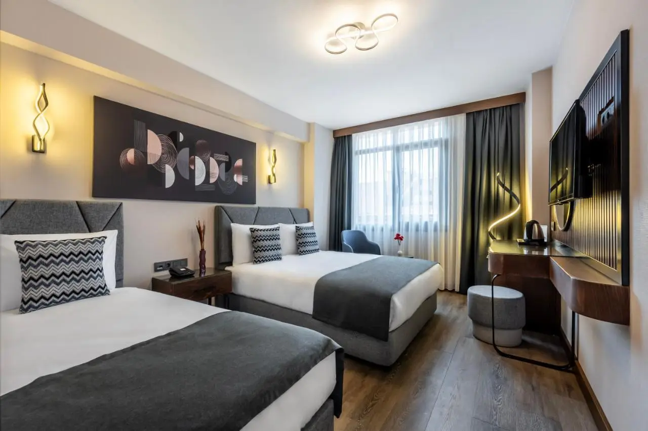 Hotel Bristol