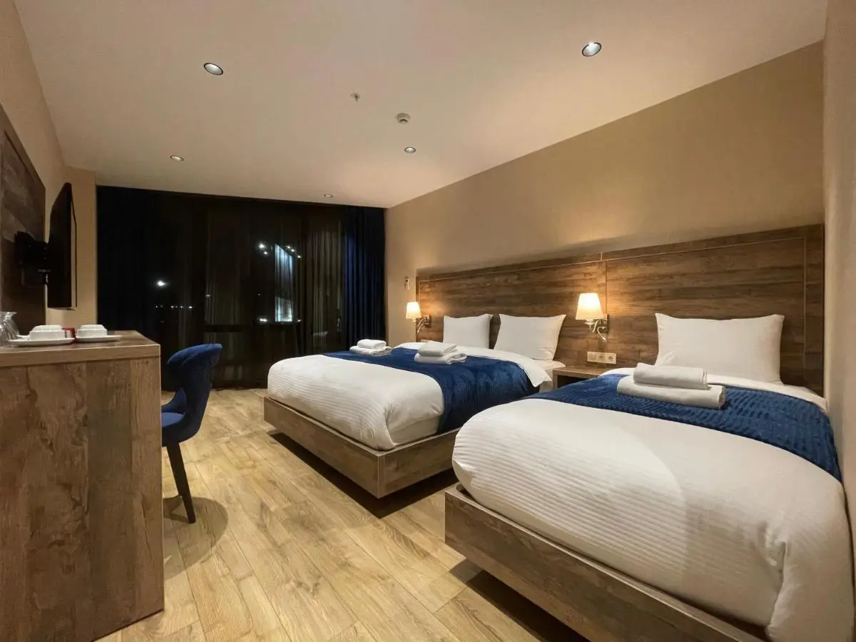 Cozy Loft Hotel