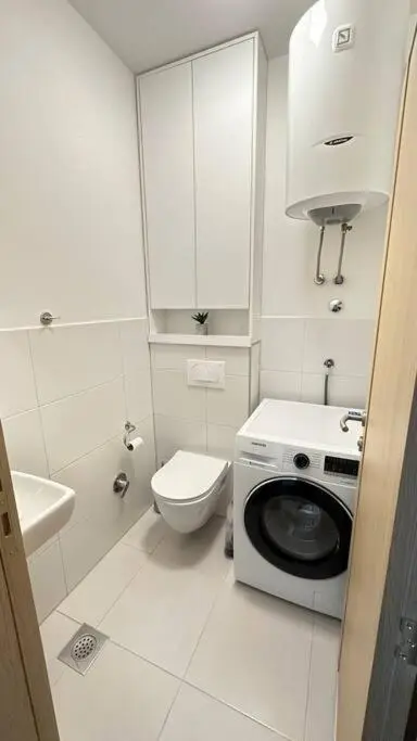 Apartment River 503