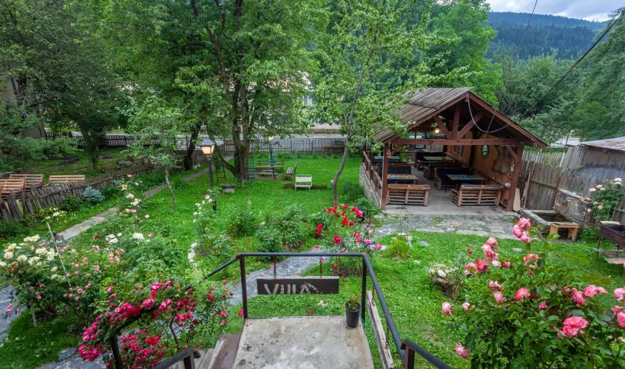 Villa Mestia Hotel