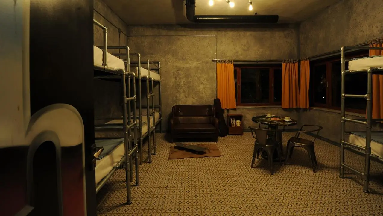 Role Street Hostel